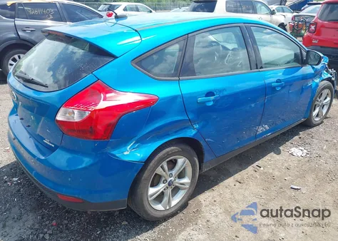2014 Ford Focus Se z USA, uszkodzony, nr VIN 1FADP3K25EL361037